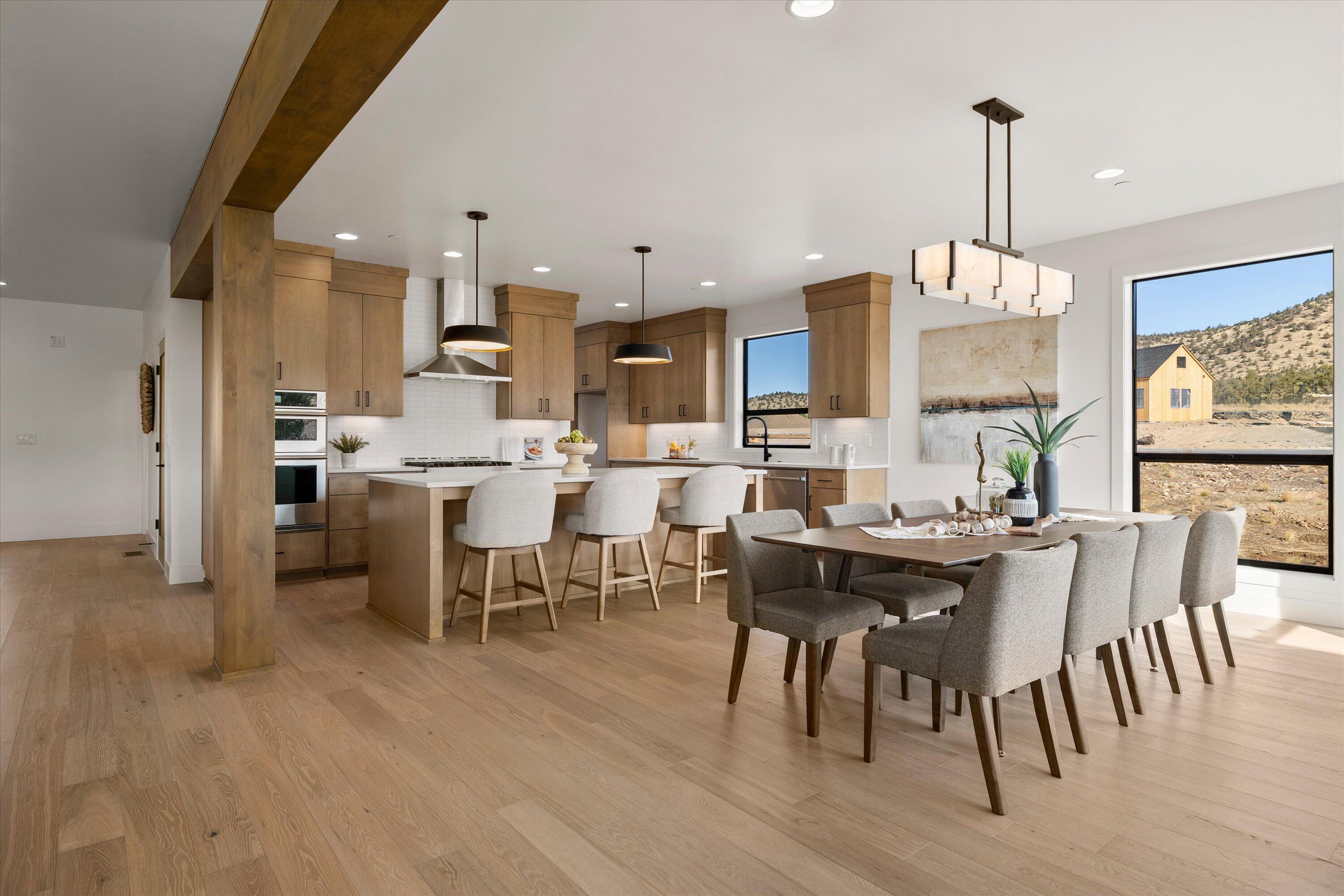 13210 Seven Peaks Loop, Powell Butte