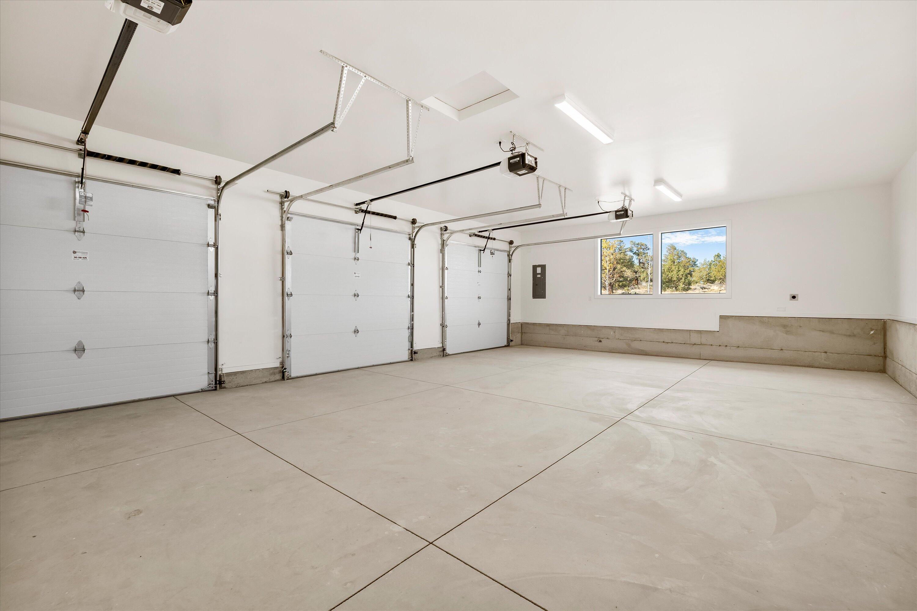 13210 Seven Peaks Loop, Powell Butte