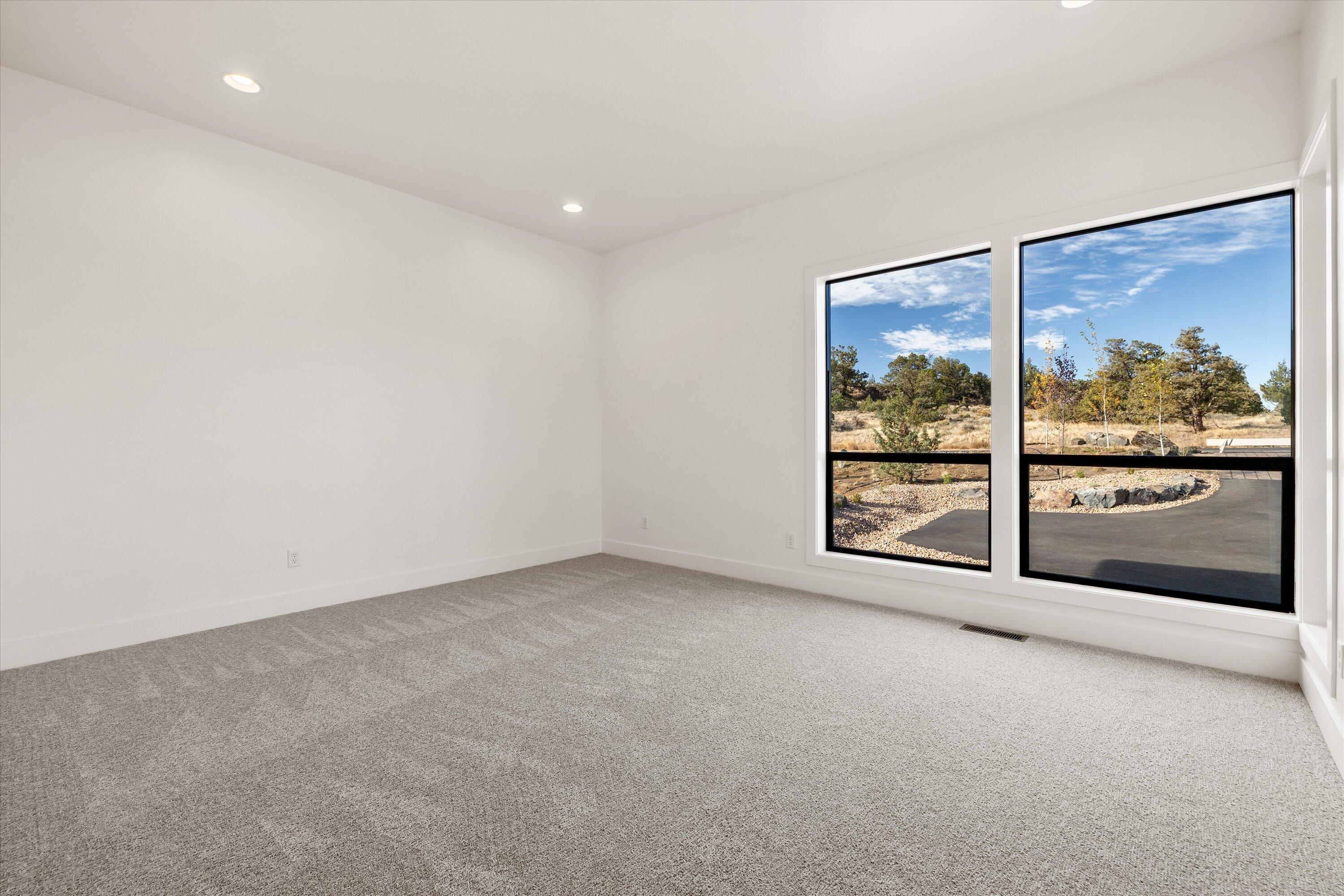 13210 Seven Peaks Loop, Powell Butte