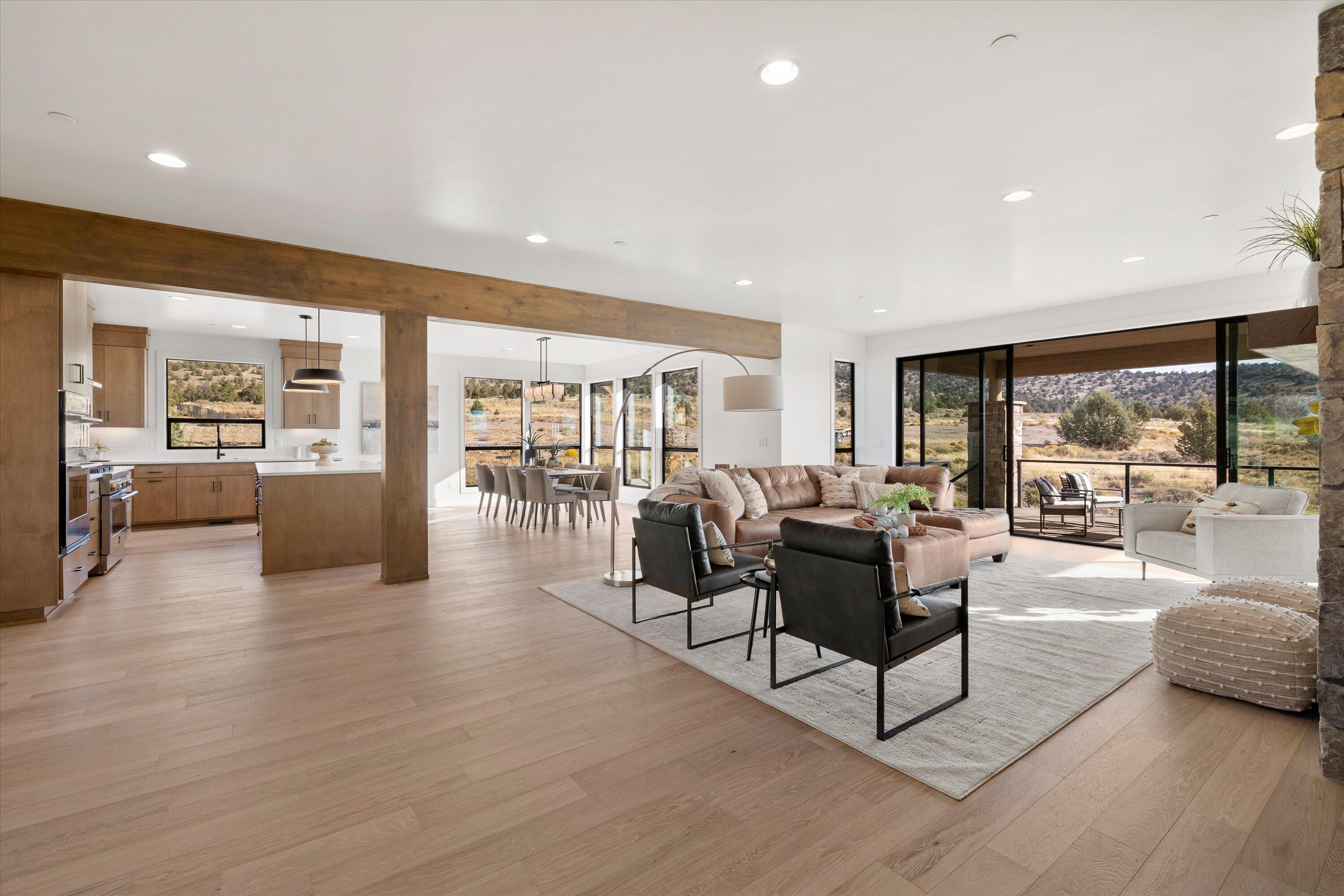 13210 Seven Peaks Loop, Powell Butte