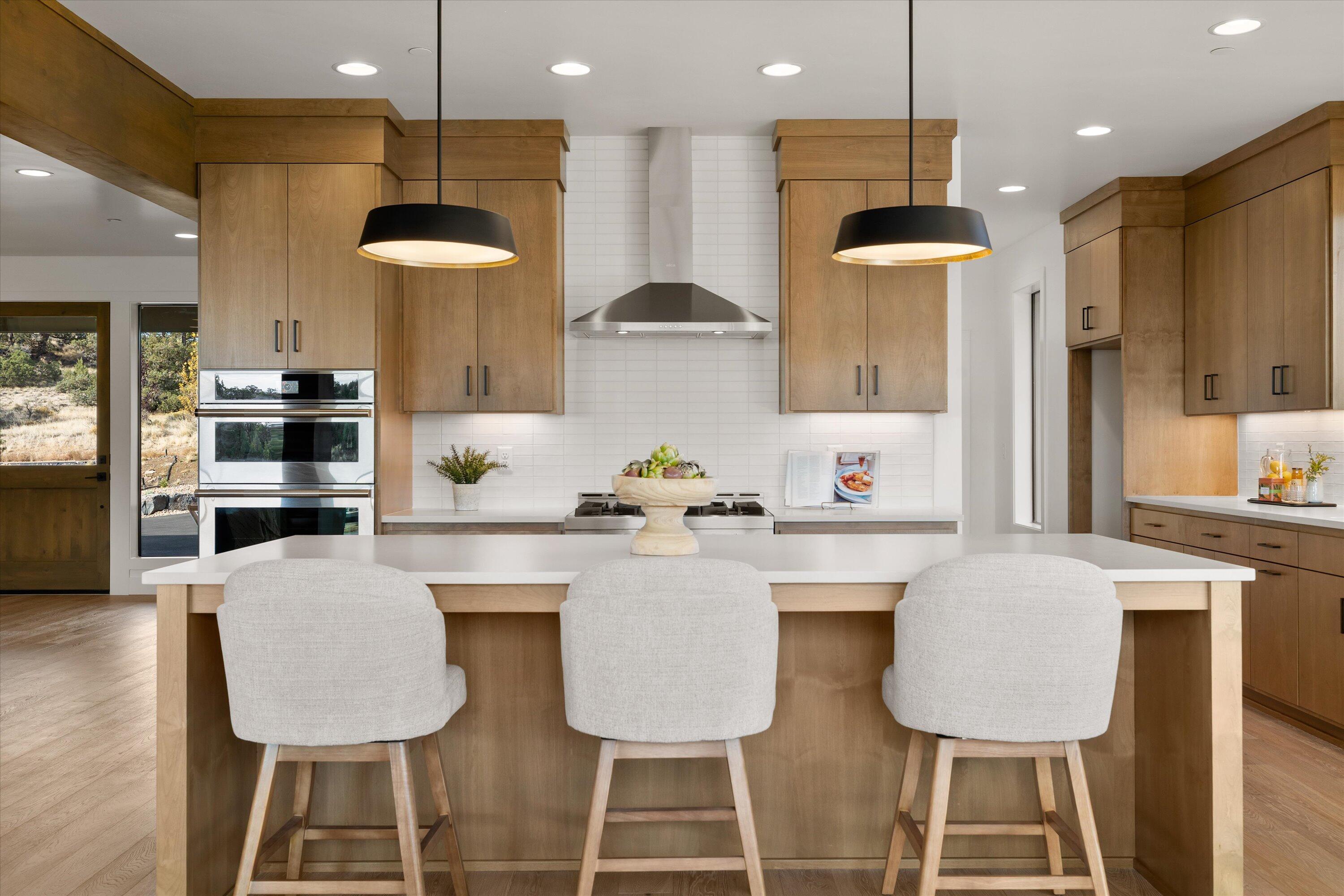 13210 Seven Peaks Loop, Powell Butte