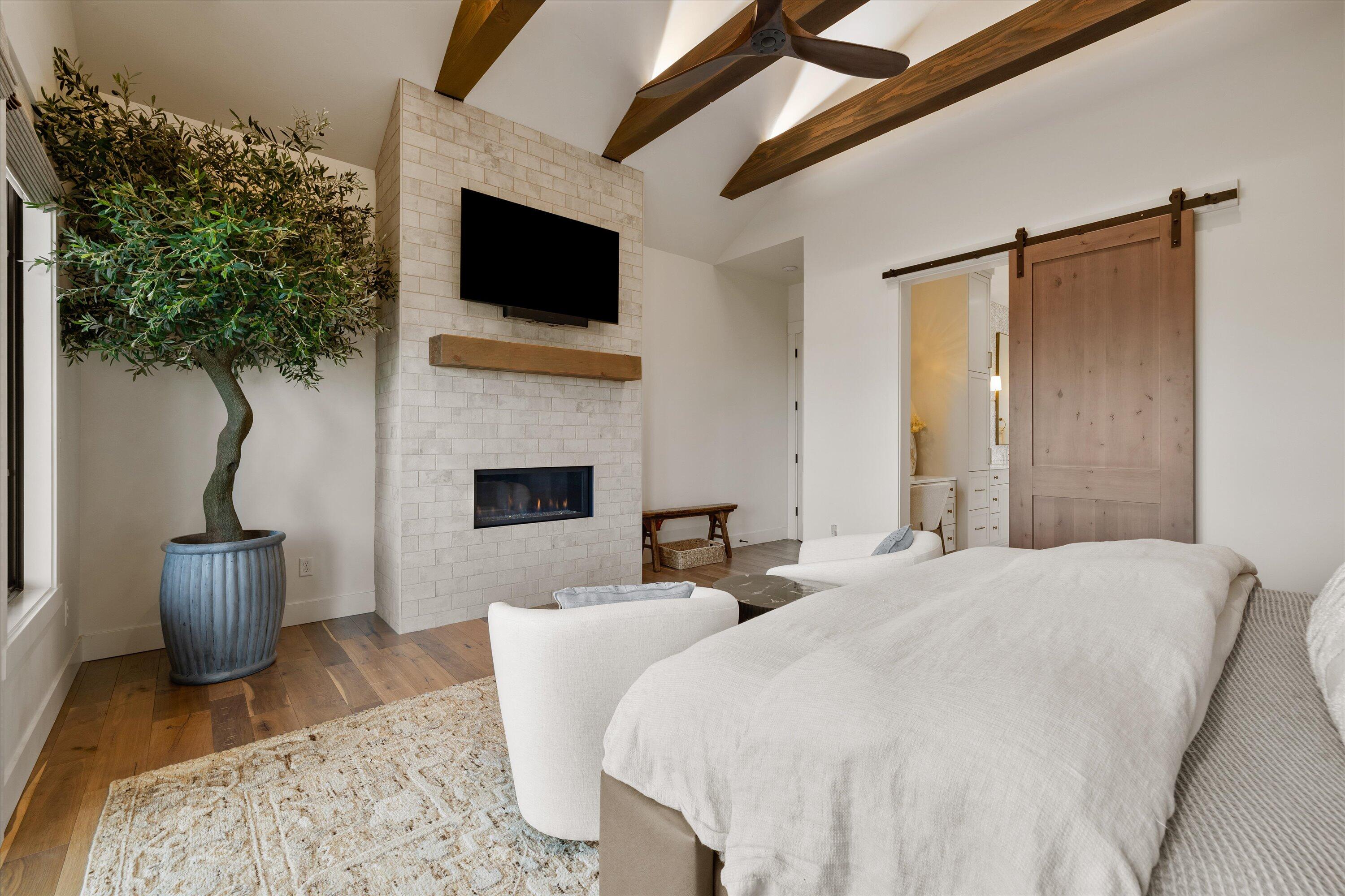 16693 SW Starview Drive