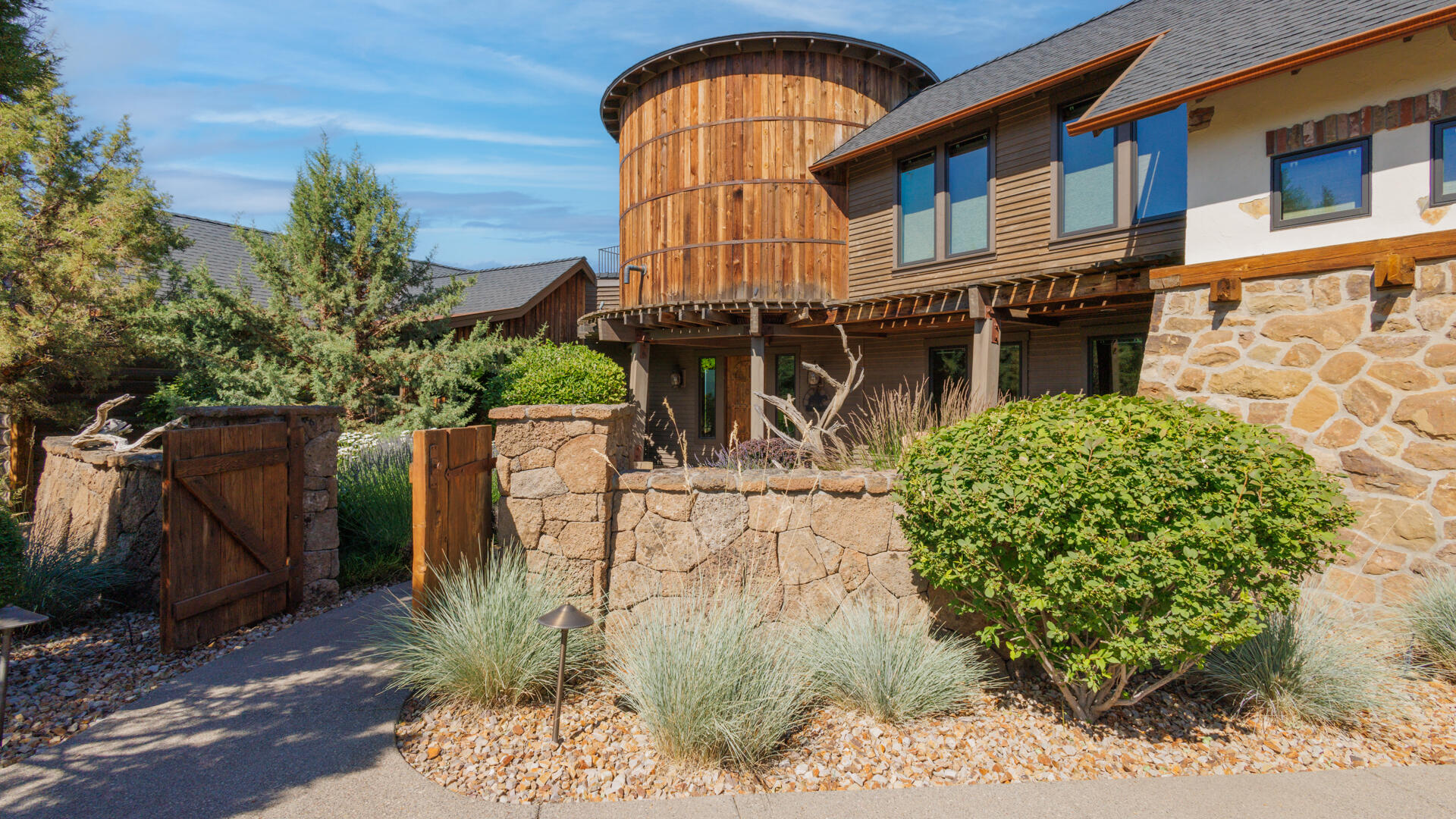 15141 SW Hope Vista Drive