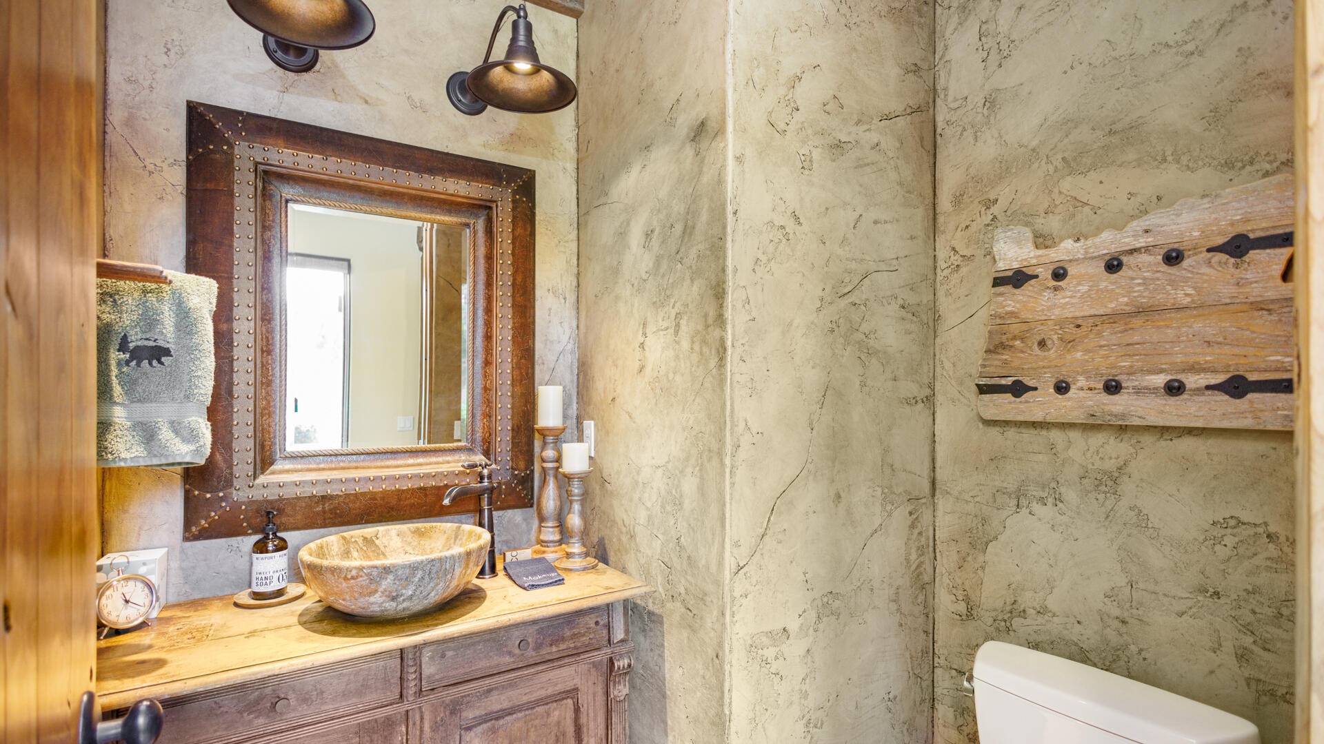 15141 SW Hope Vista Drive