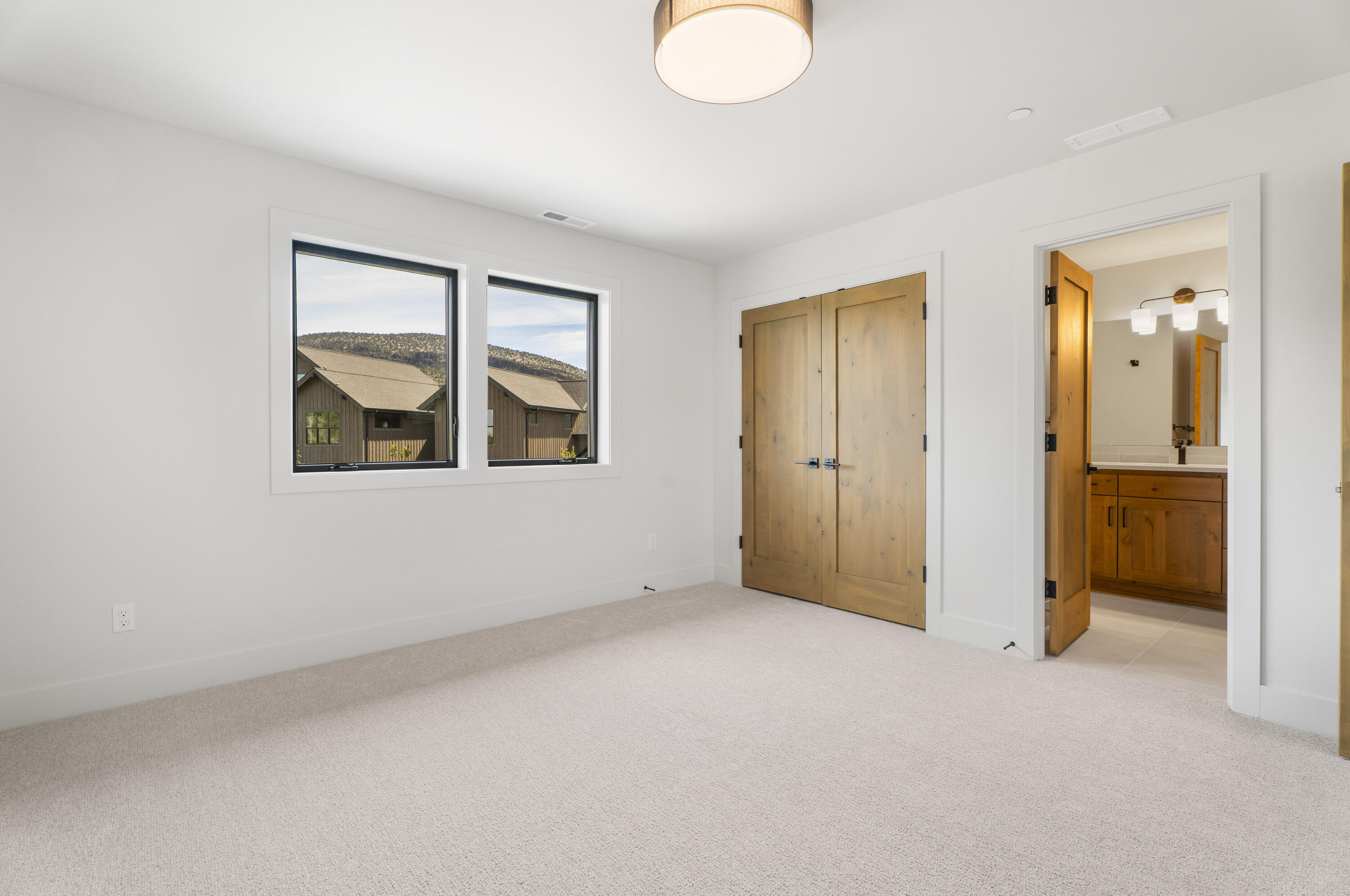 16883 SW Paragon Court