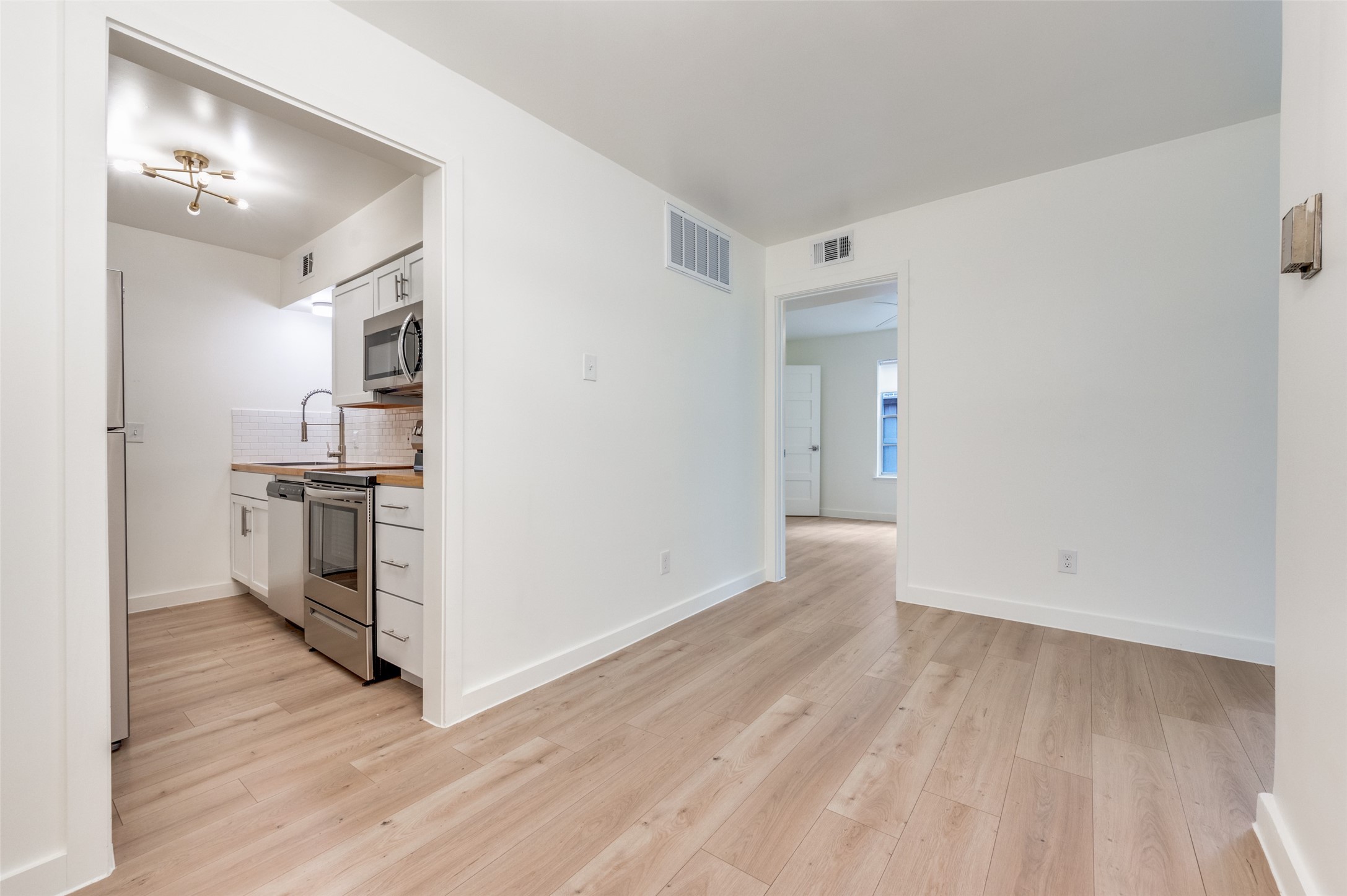 4219 Avondale Avenue 116