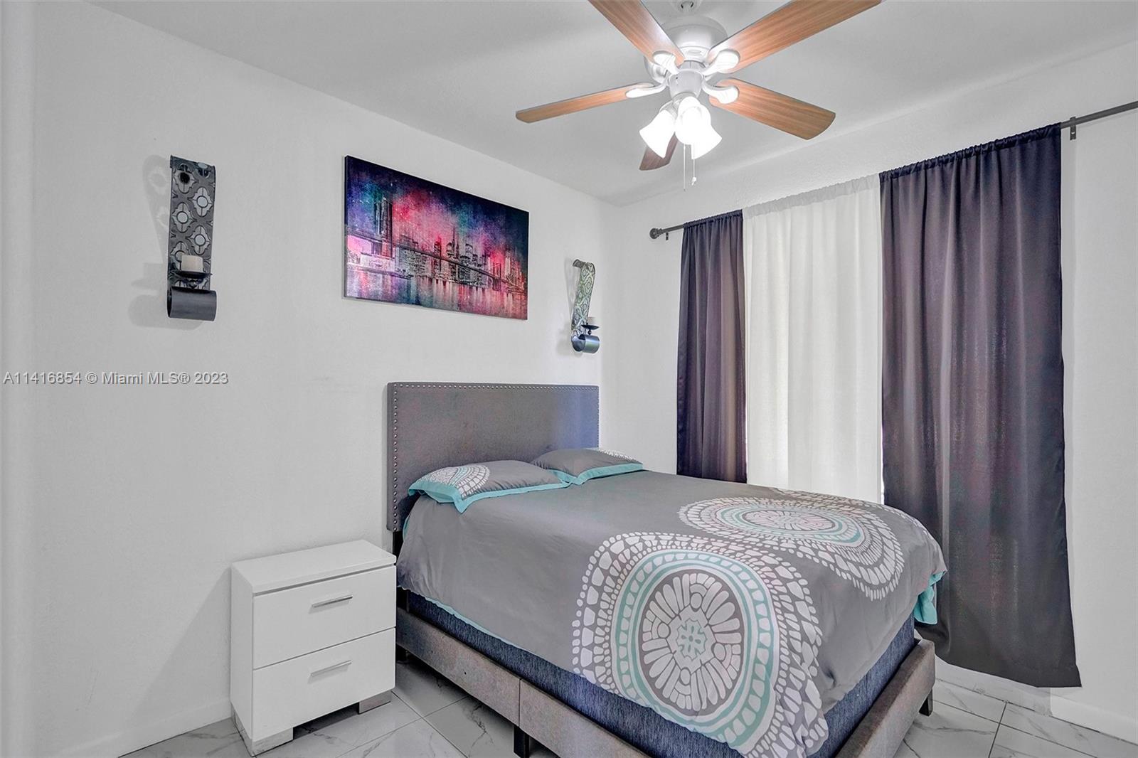 1093 Long Island Ave