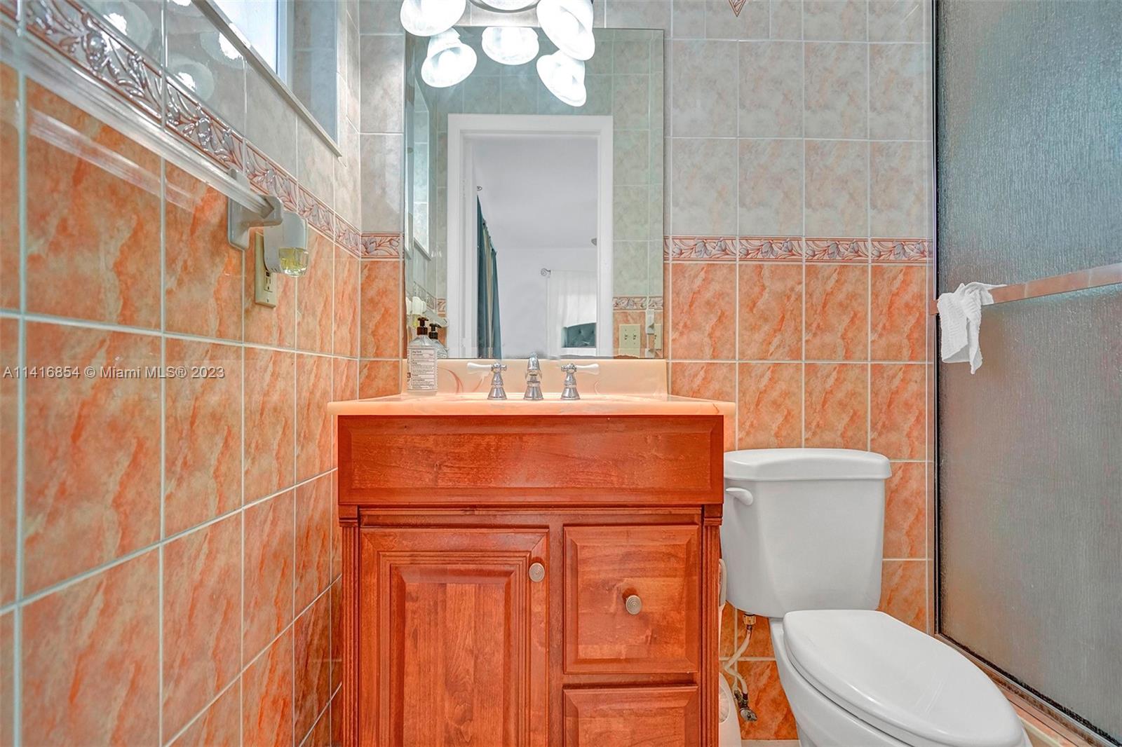 1093 Long Island Ave