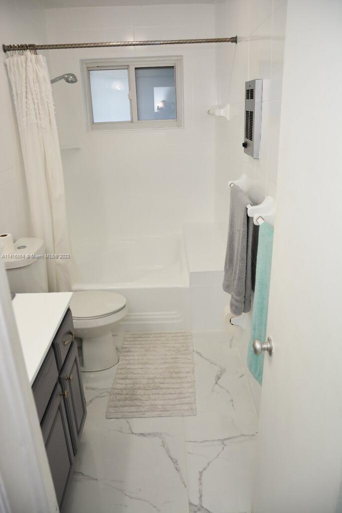 1093 Long Island Ave