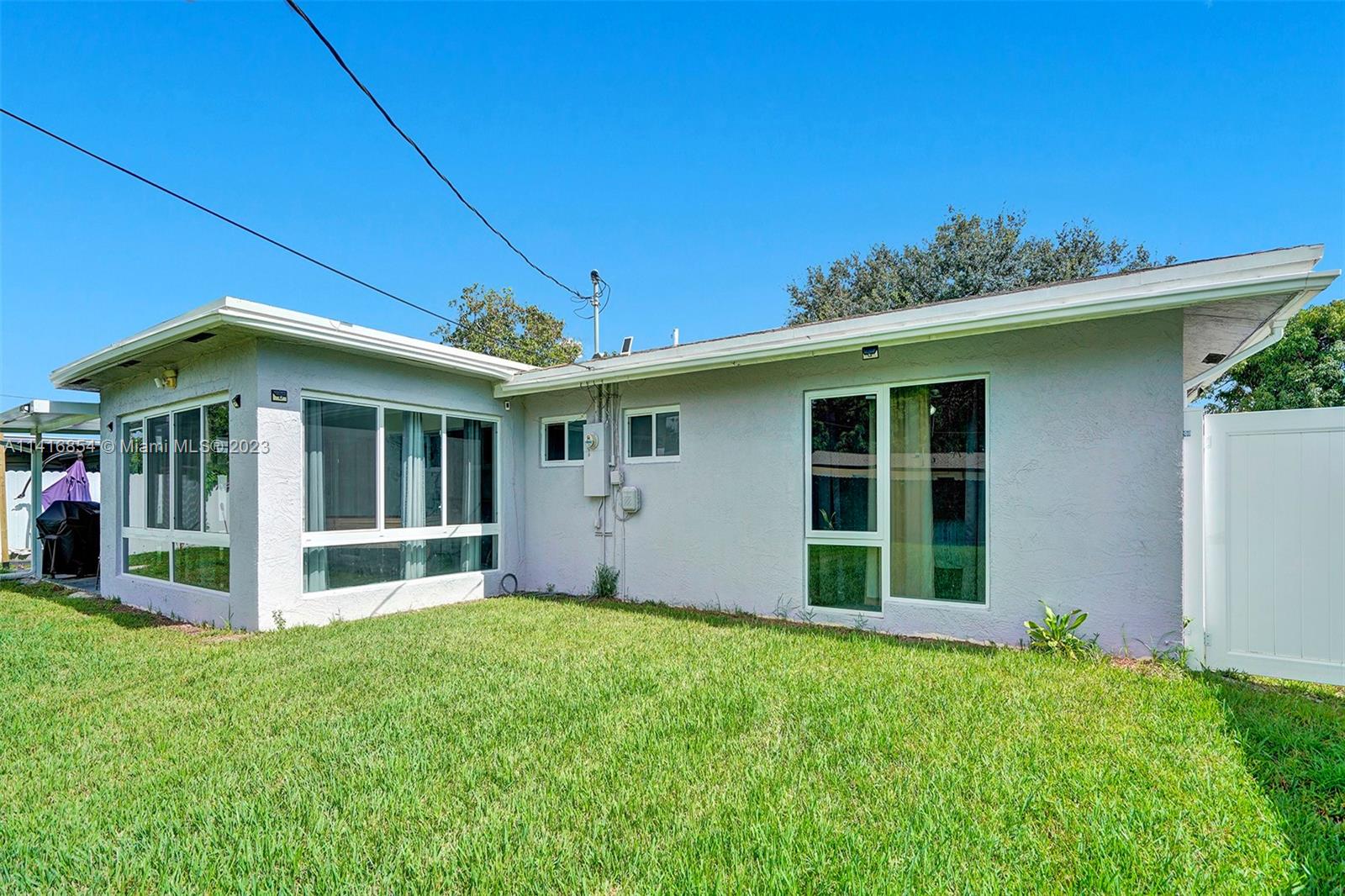 1093 Long Island Ave