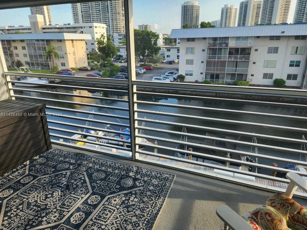 3725 NE 169th St # 408