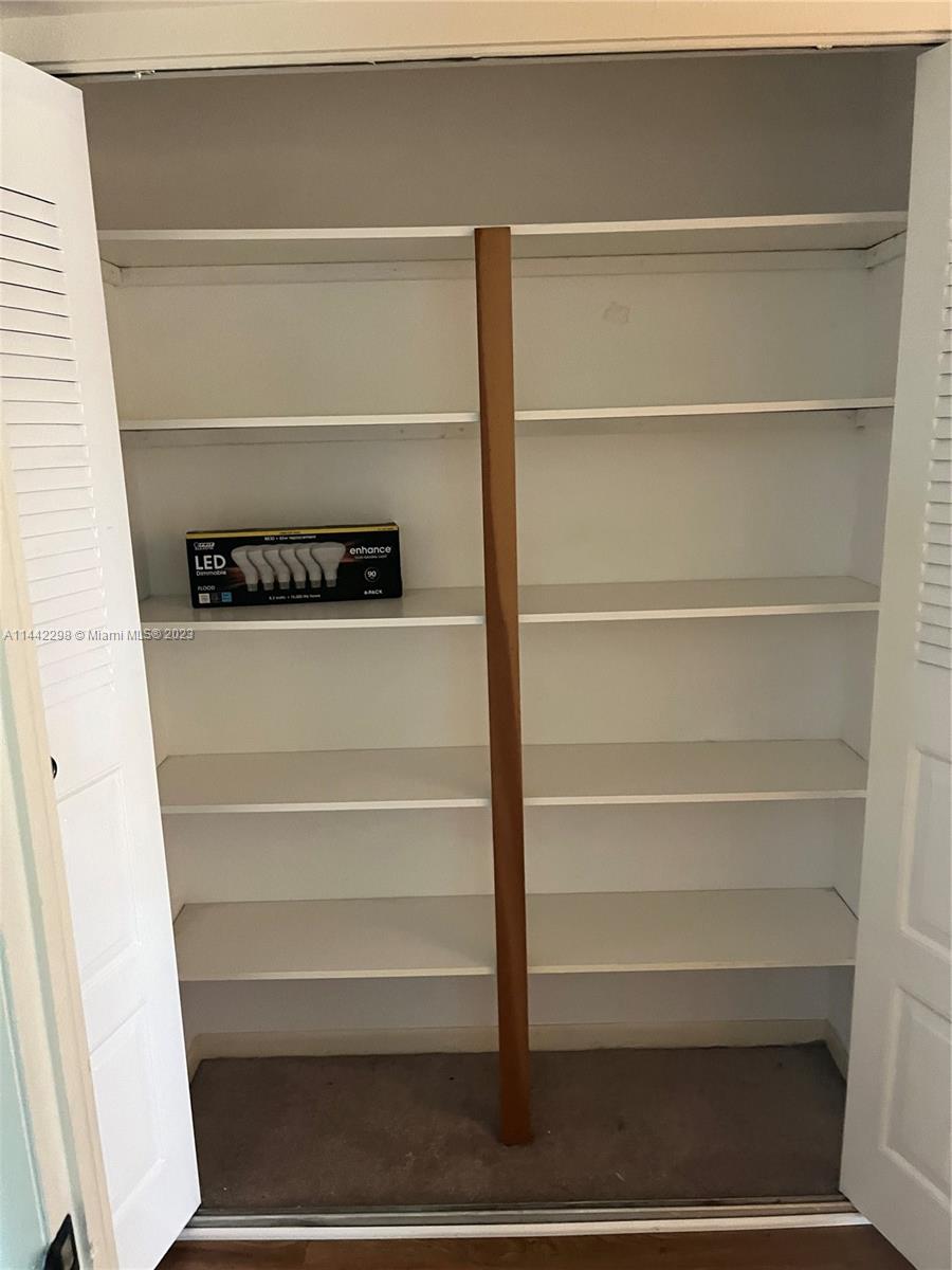 8030 SW 18th Pl # 11 Unit: 3-11