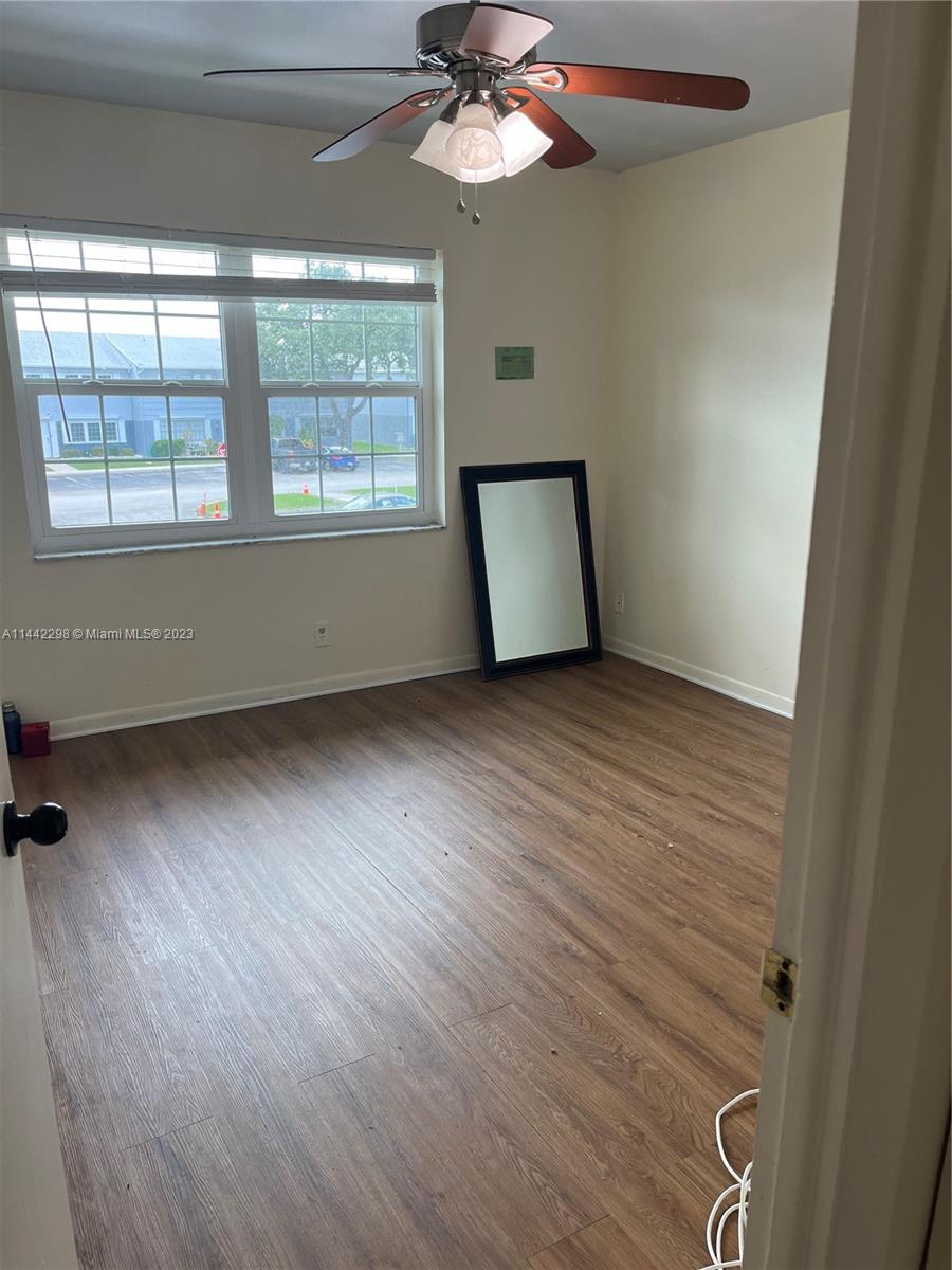 8030 SW 18th Pl # 11 Unit: 3-11