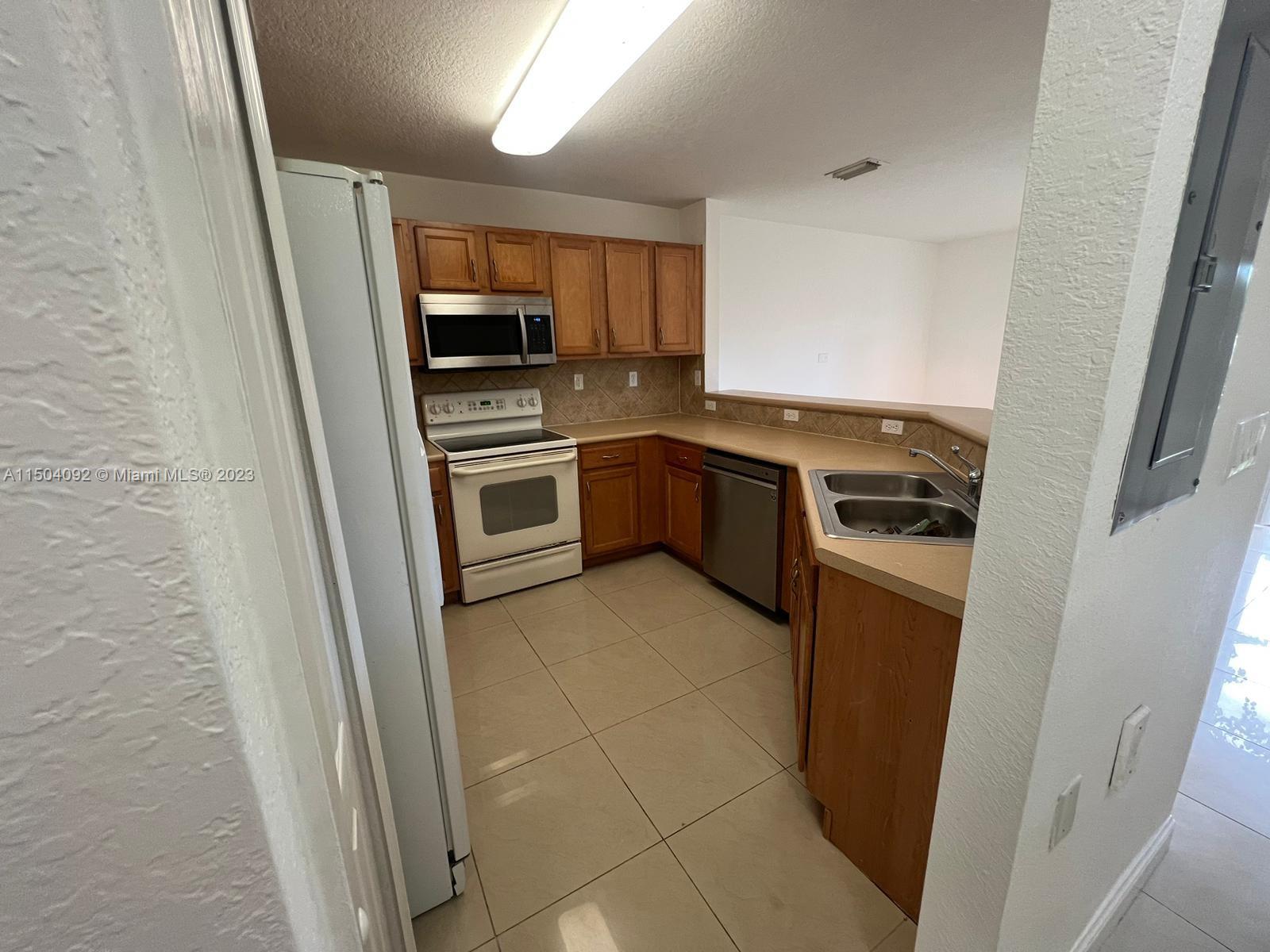 3038 SW 129th Ter # 118