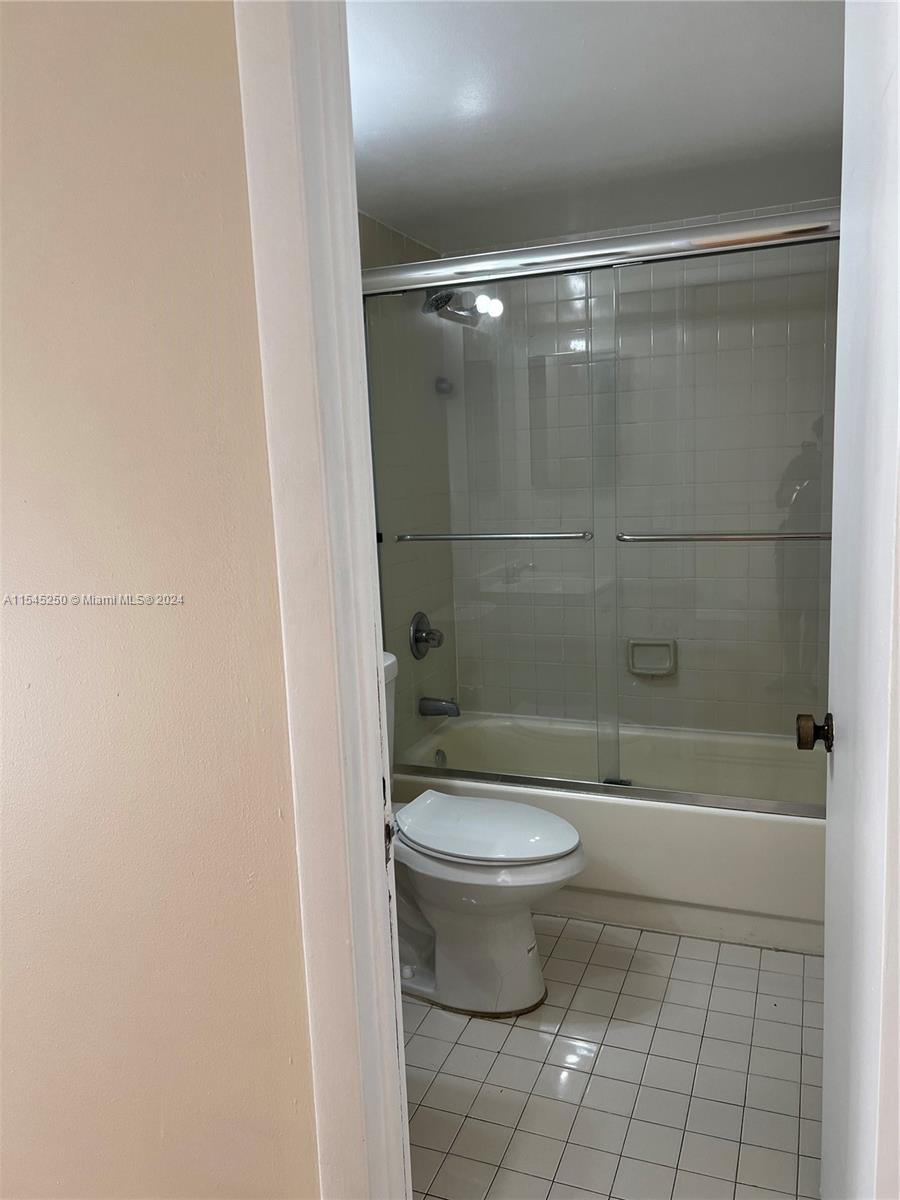 18210 Mediterranean Blvd # 20 Unit: 8-20