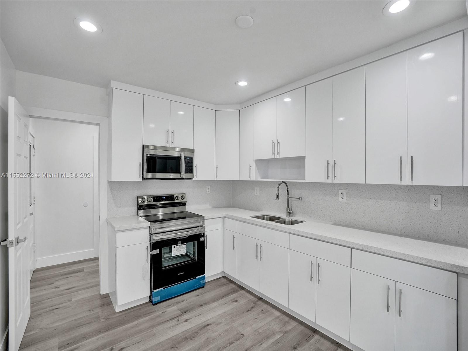 7531 Plantation Blvd