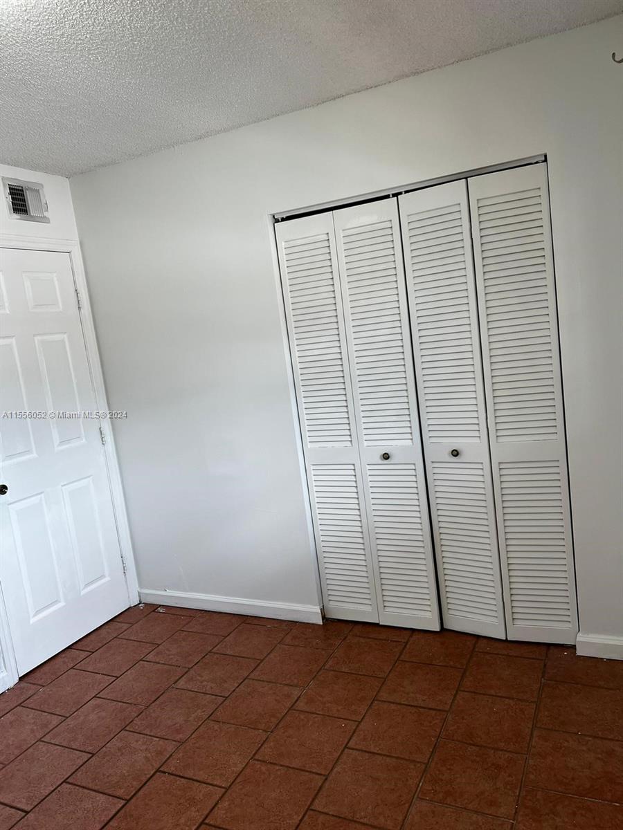 18240 Mediterranean Blvd # 11 Unit: 1-11