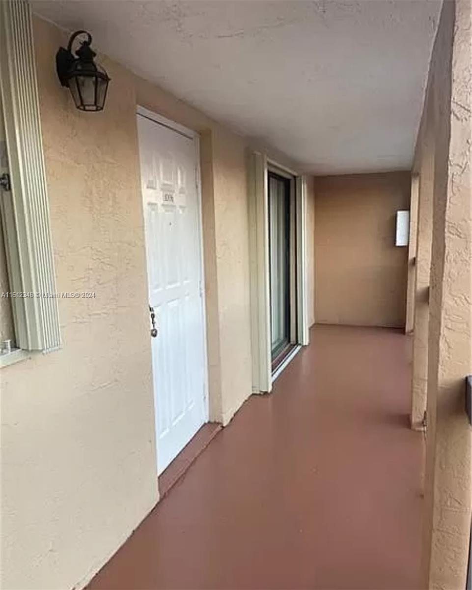18246 Mediterranean Blvd # 10 Unit: 6-10