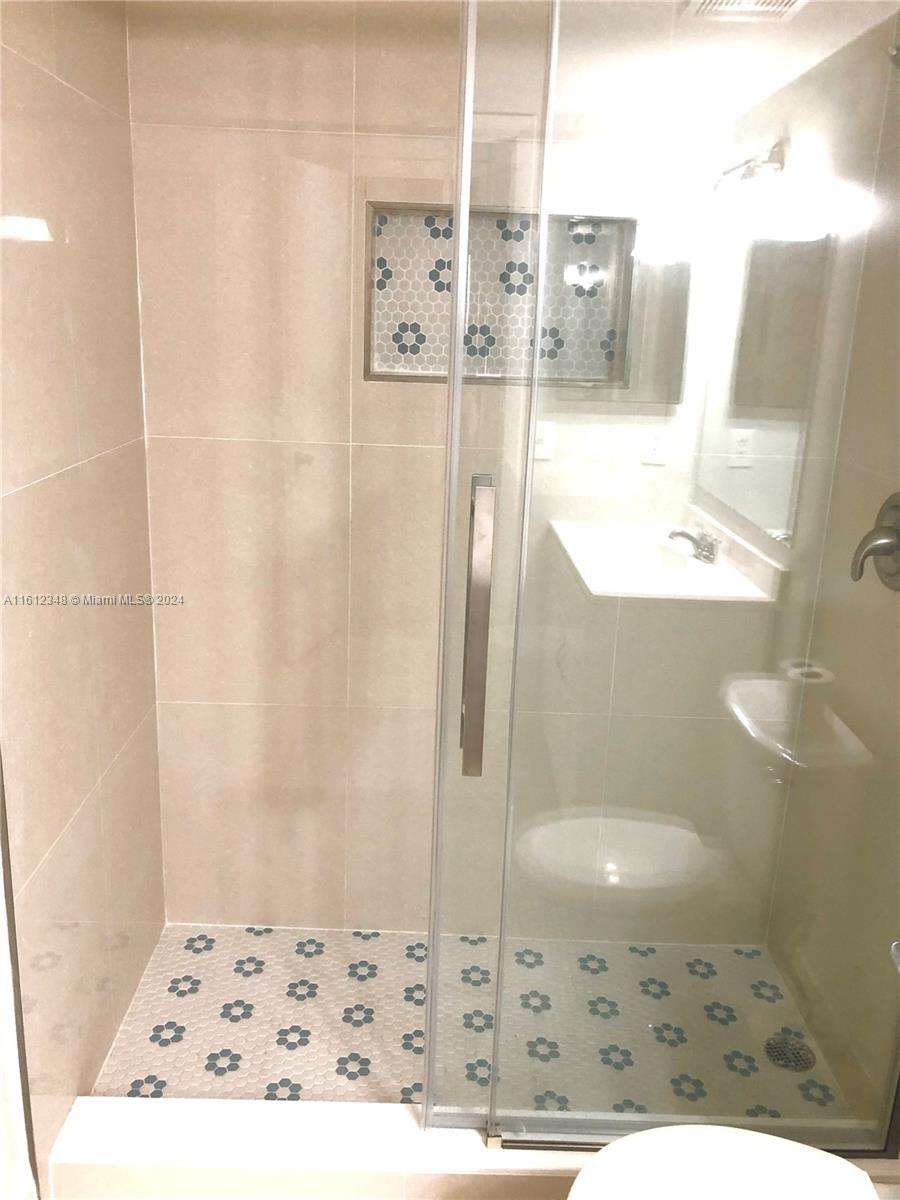 18246 Mediterranean Blvd # 10 Unit: 6-10