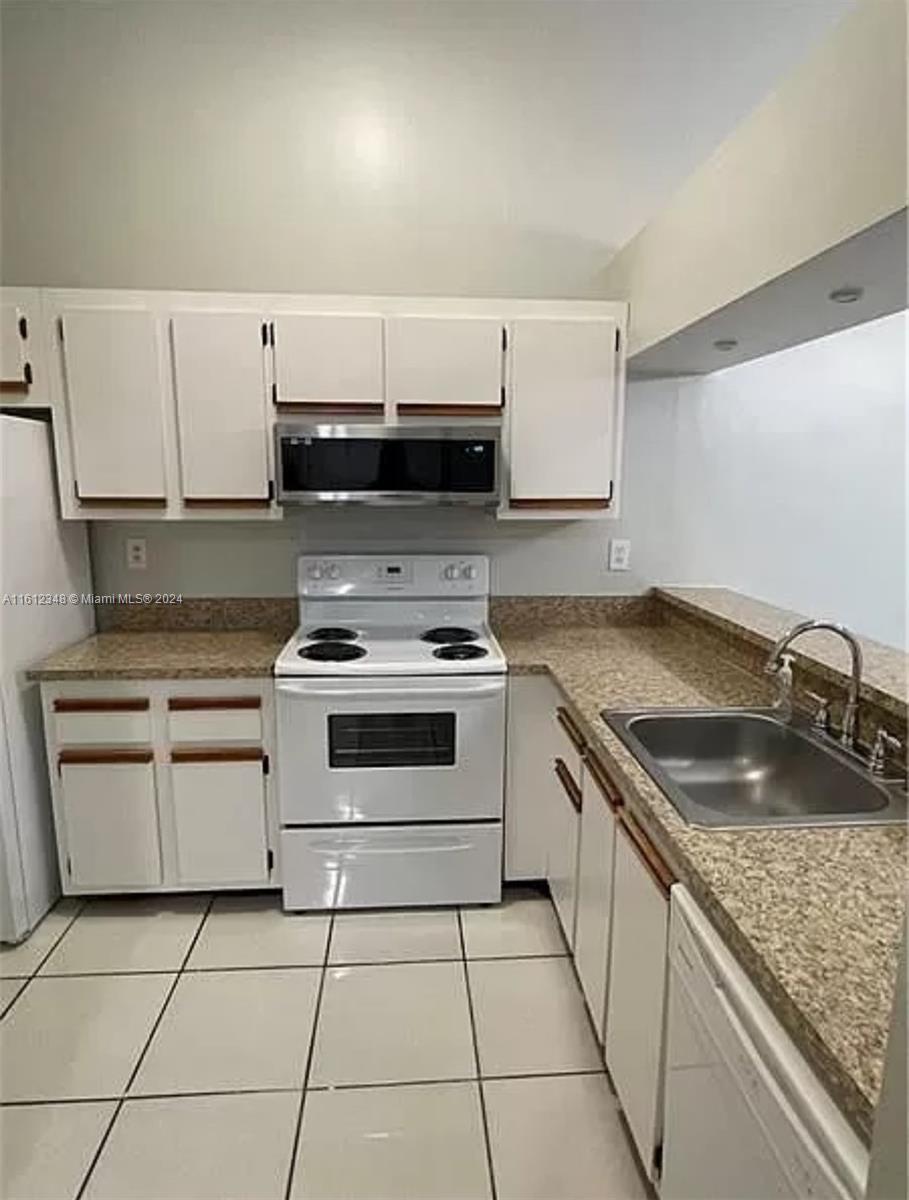 18246 Mediterranean Blvd # 10 Unit: 6-10