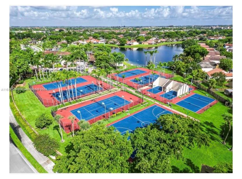 18246 Mediterranean Blvd # 10 Unit: 6-10