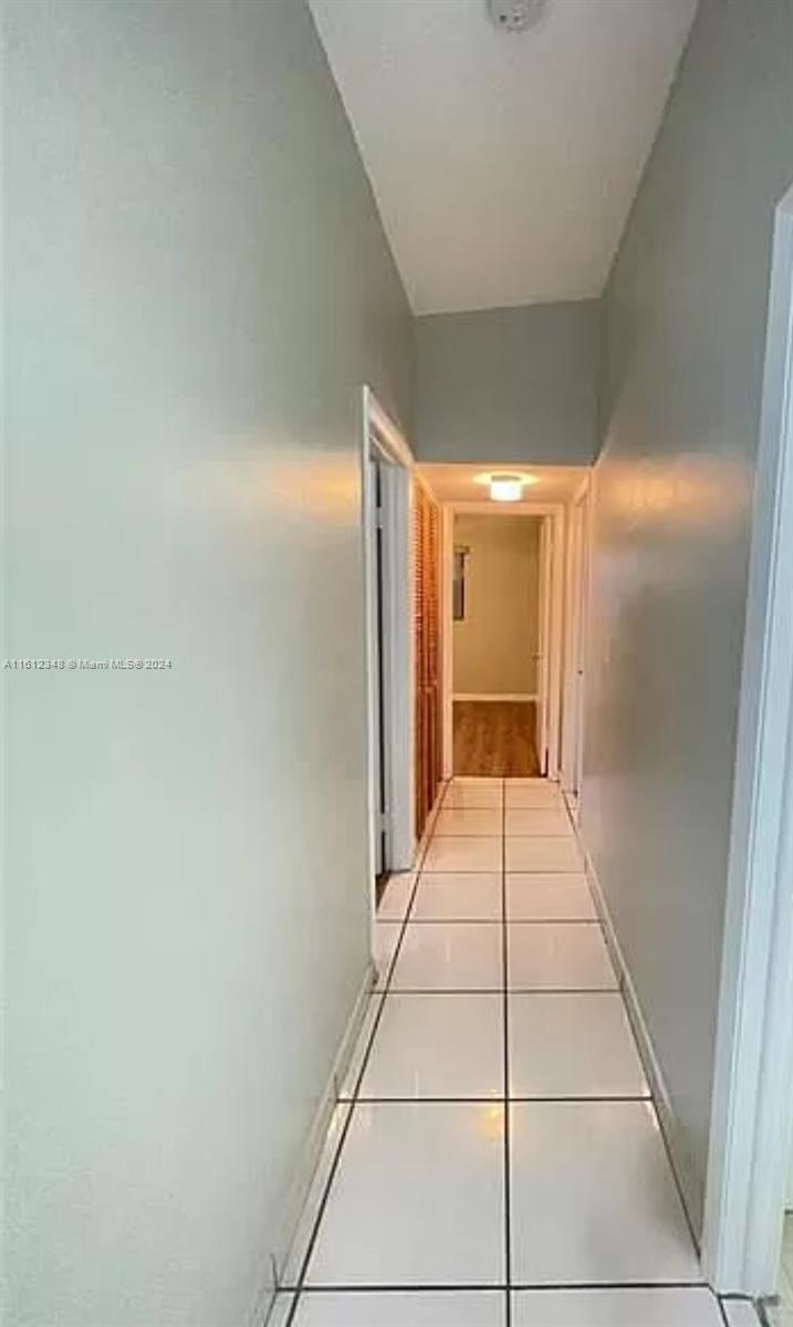 18246 Mediterranean Blvd # 10 Unit: 6-10