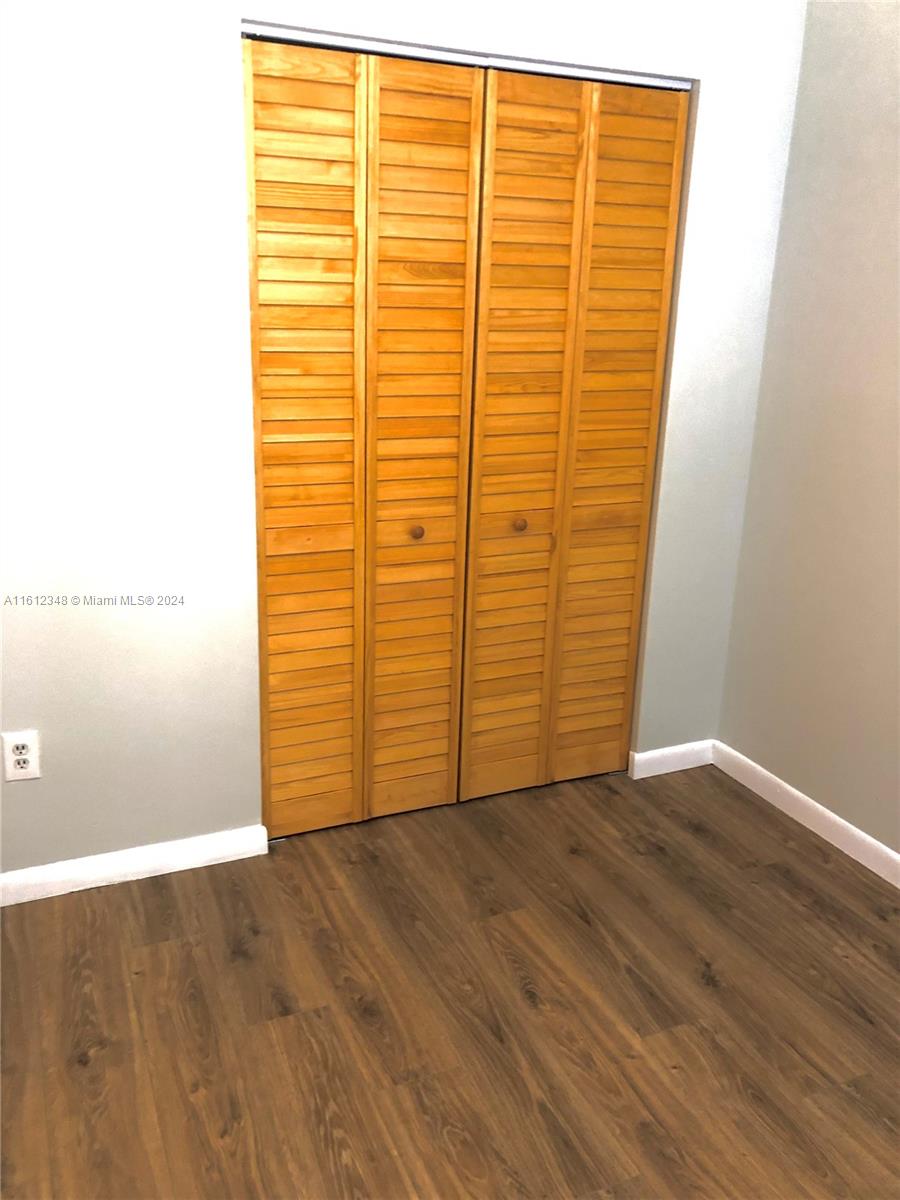 18246 Mediterranean Blvd # 10 Unit: 6-10