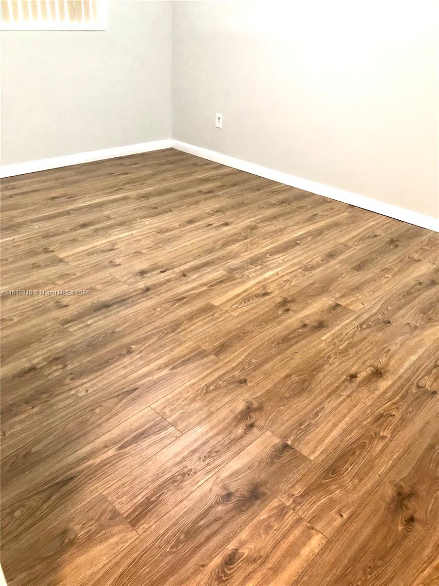 18246 Mediterranean Blvd # 10 Unit: 6-10