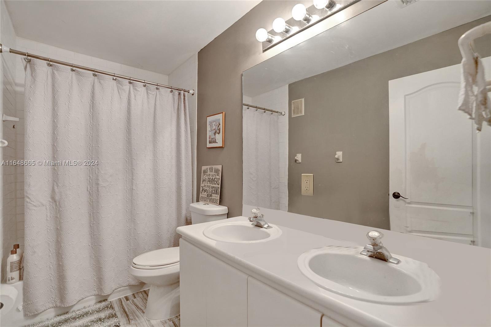 16905 SW 36th Ct # 16905