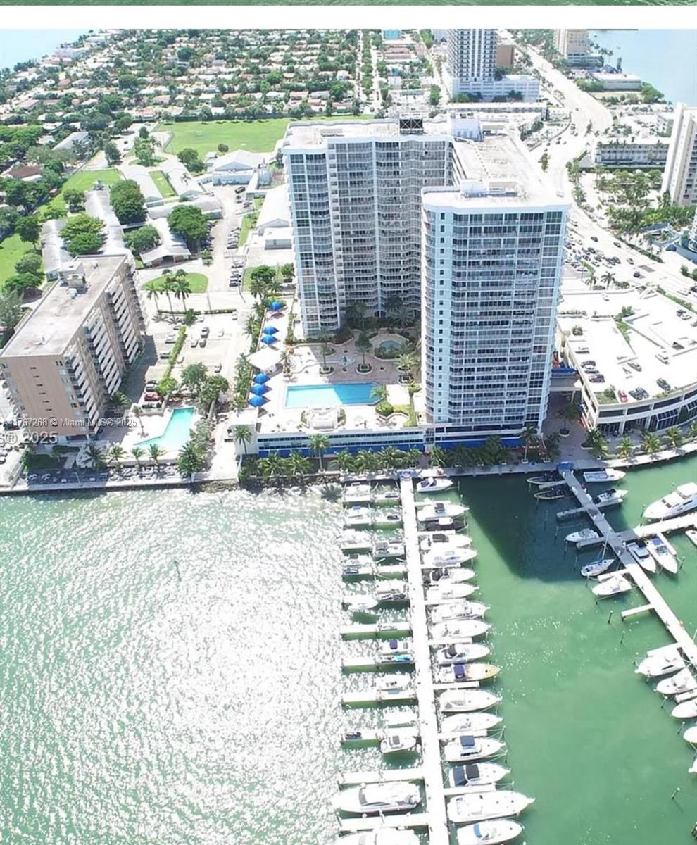 7601 E Treasure Dr # 722