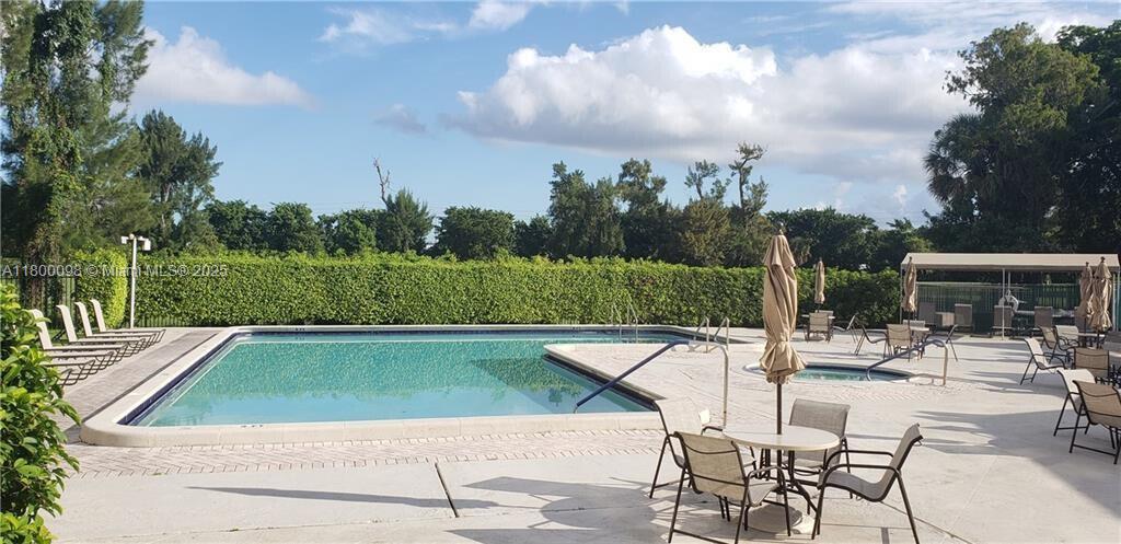 8360 Sands Point Blvd # G209