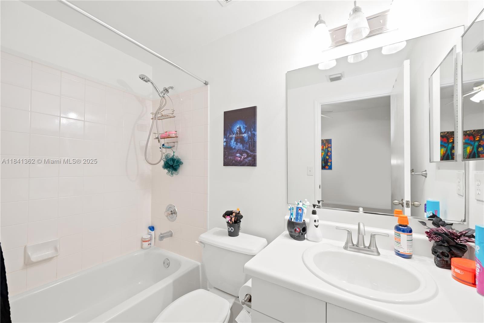 1424 Barcelona Way # 23 Unit: 5-23