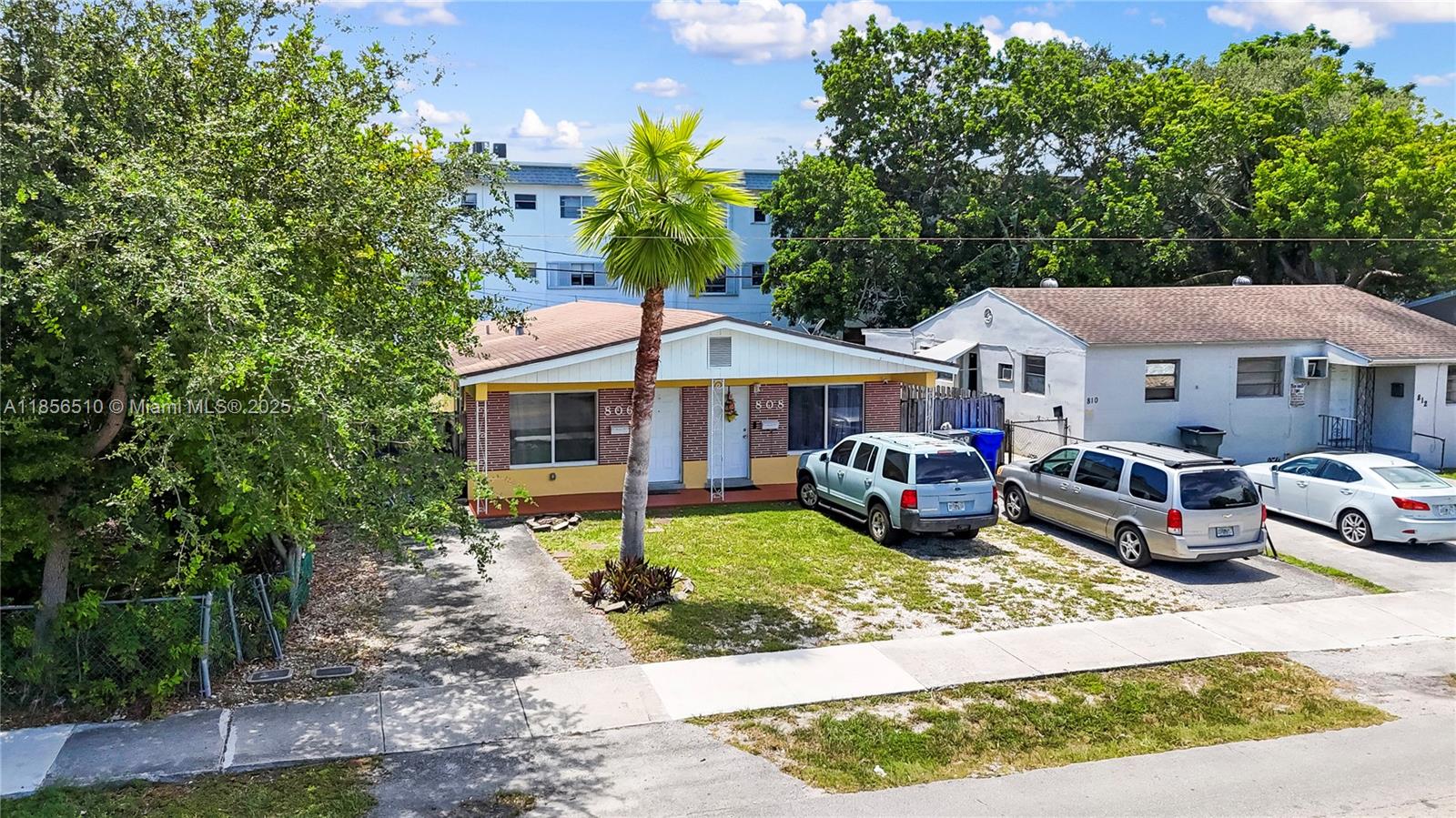 806 N 24th Ave # 806