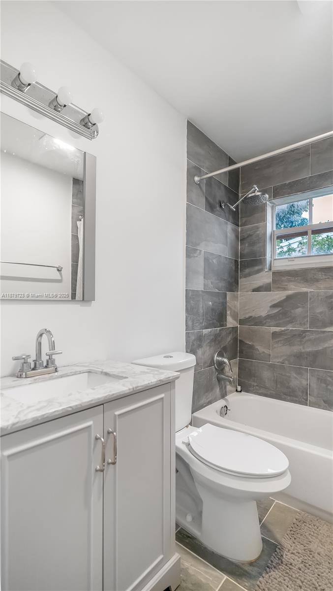 7031 SW 27th Ct, Miramar