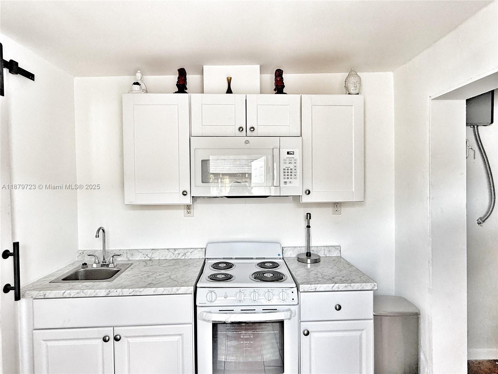 7031 SW 27th Ct, Miramar