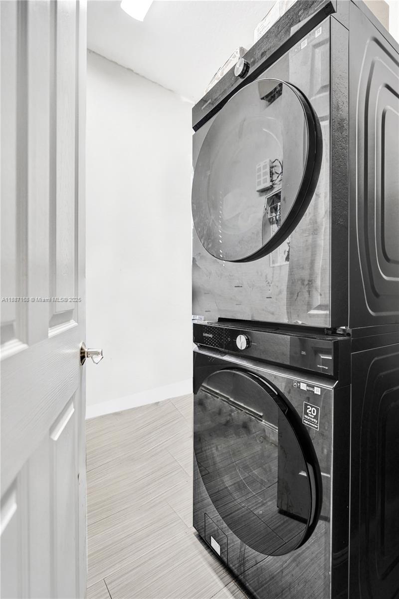 8824 Cobblestone Point Cir