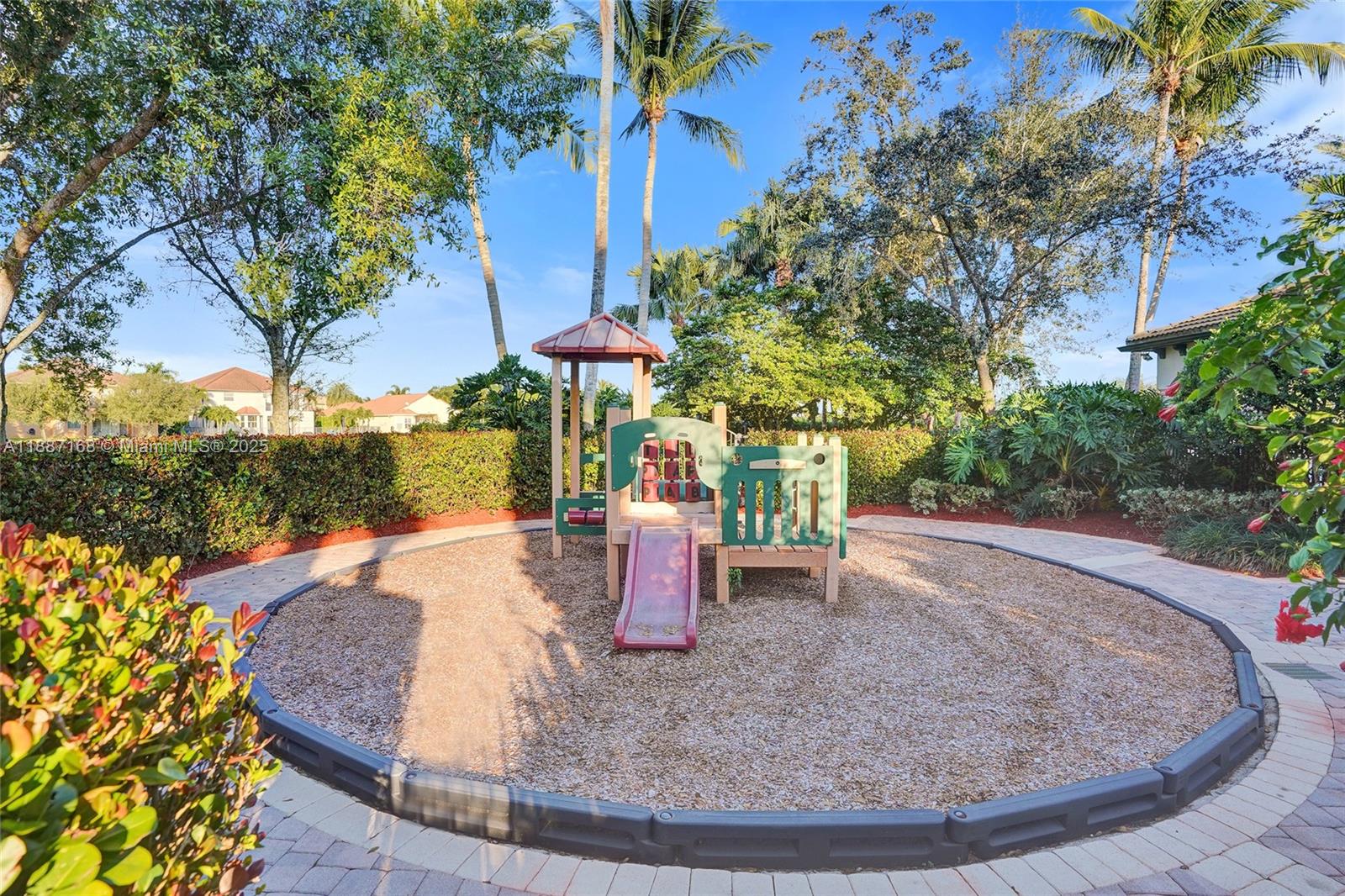 8824 Cobblestone Point Cir