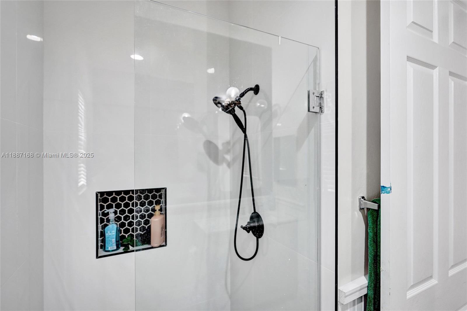 8824 Cobblestone Point Cir