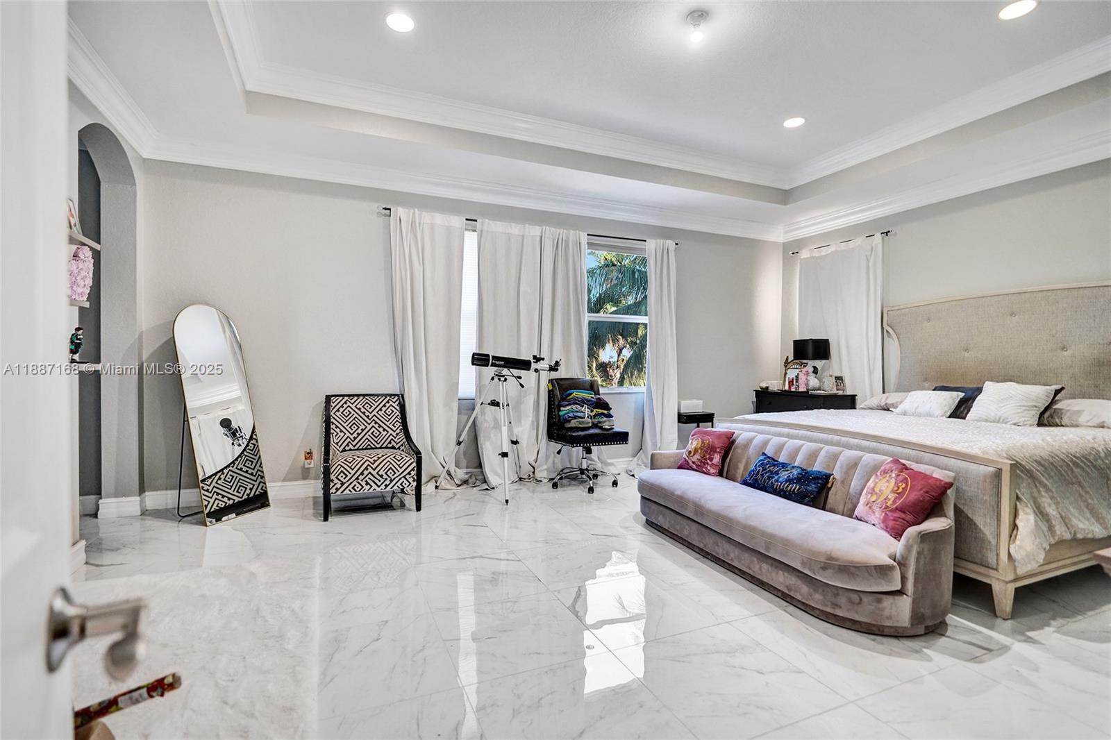 8824 Cobblestone Point Cir