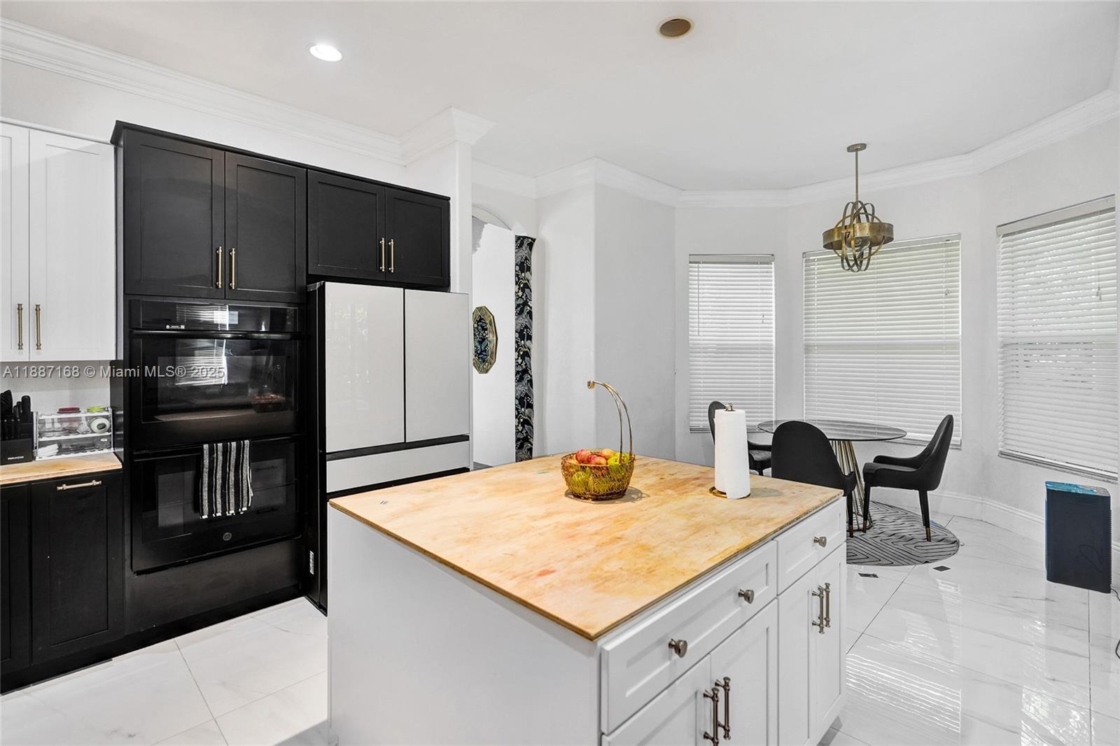 8824 Cobblestone Point Cir