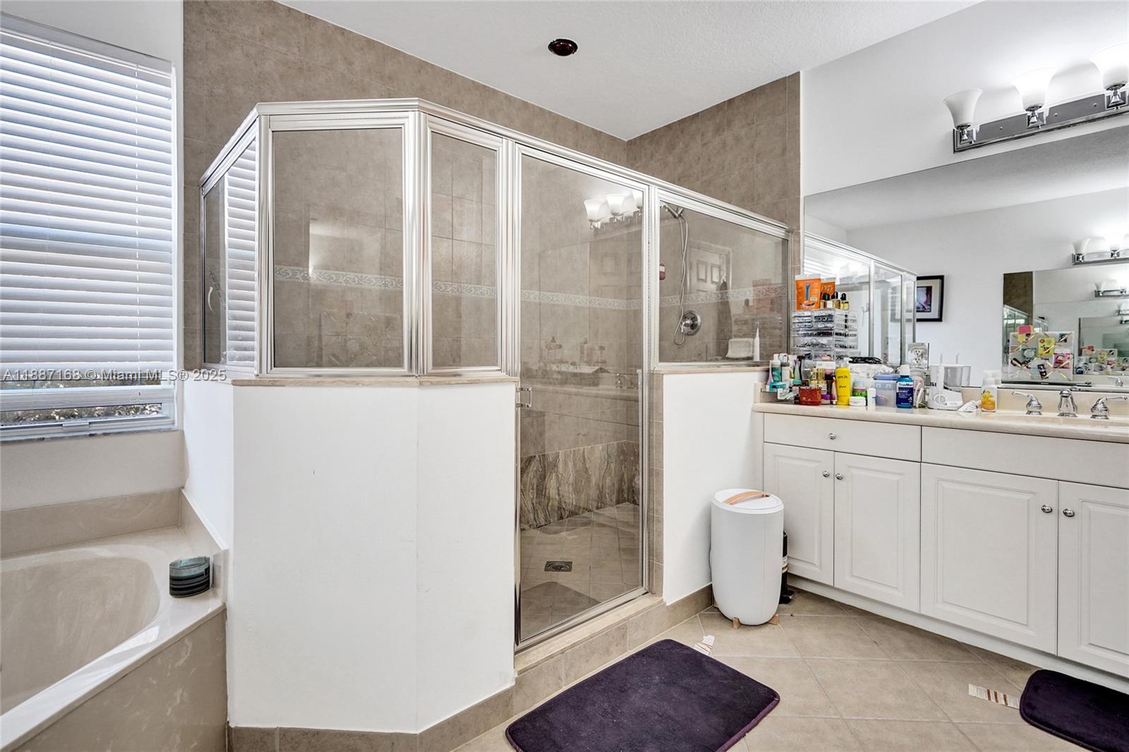 8824 Cobblestone Point Cir