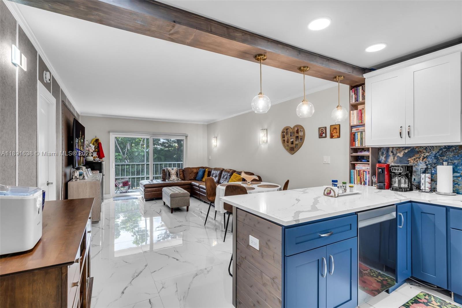 1000 Hillcrest Ct # 207