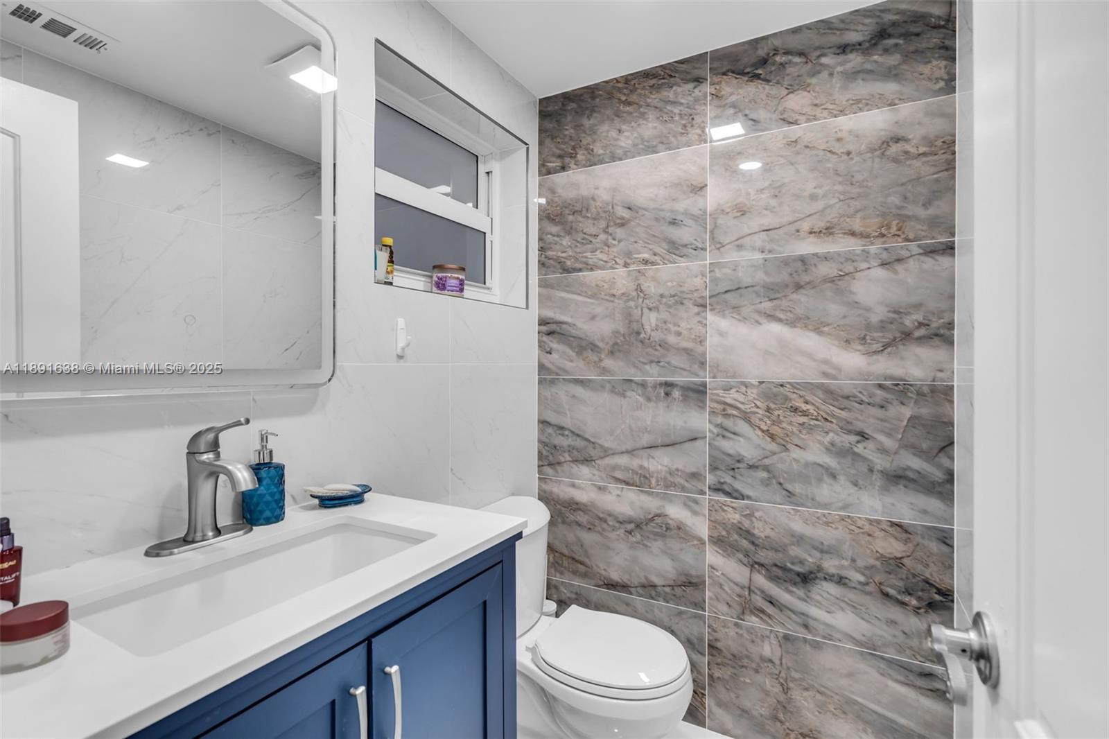 1000 Hillcrest Ct # 207