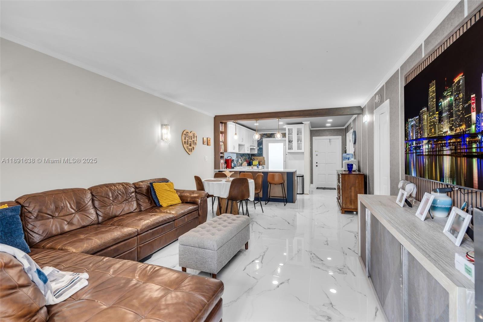 1000 Hillcrest Ct # 207