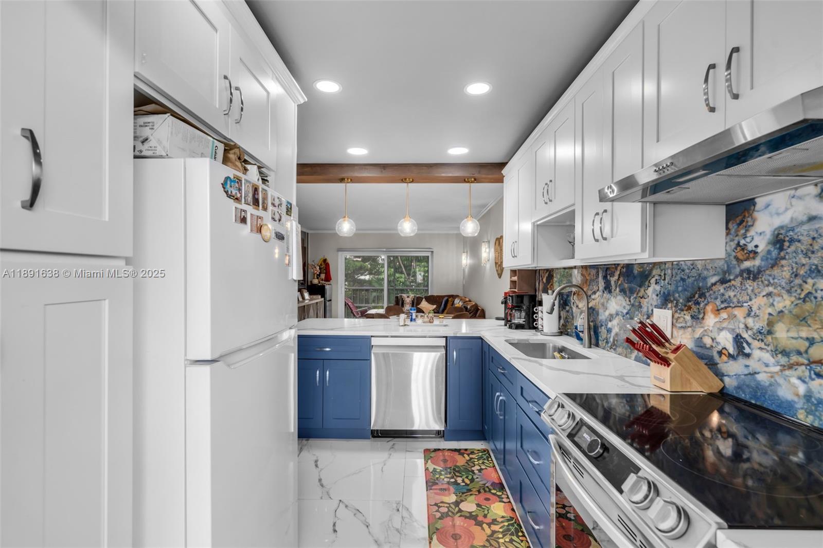 1000 Hillcrest Ct # 207