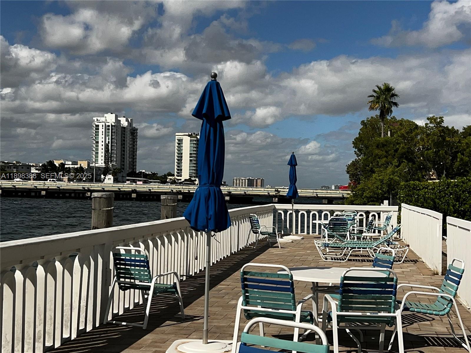 1455 N Treasure Dr # 1R, North Bay Village Unit: 1R