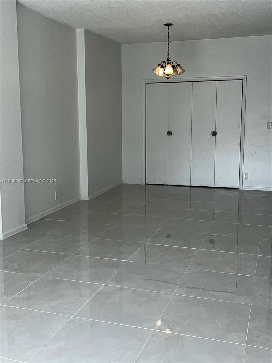 1455 N Treasure Dr # 1R, North Bay Village Unit: 1R