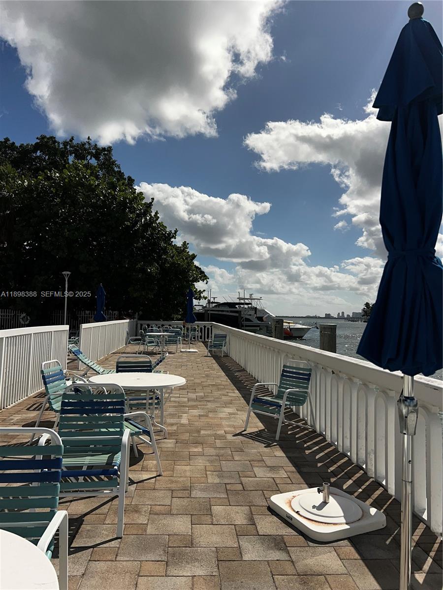 1455 N Treasure Dr # 1R, North Bay Village Unit: 1R