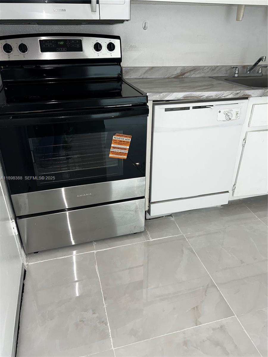 1455 N Treasure Dr # 1R, North Bay Village Unit: 1R