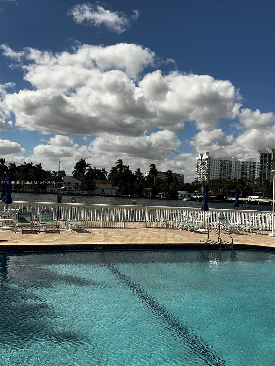 1455 N Treasure Dr # 1R, North Bay Village Unit: 1R